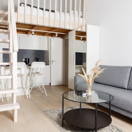 Šeimyninis dviaukštis loftas Nr. 1